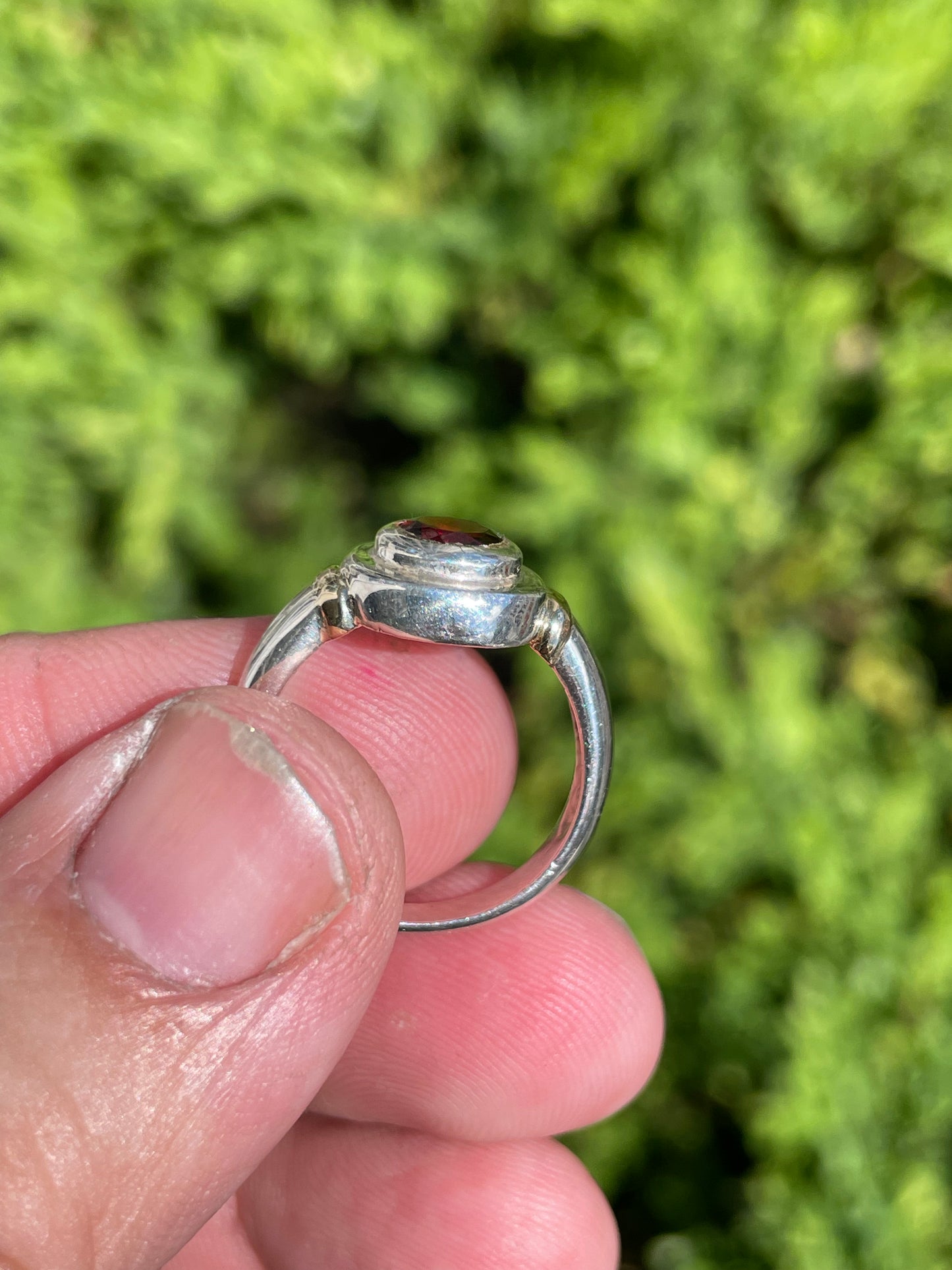 925 Sterling Silver & 14k Gold Bezel Garnet Modernist Decor Ring