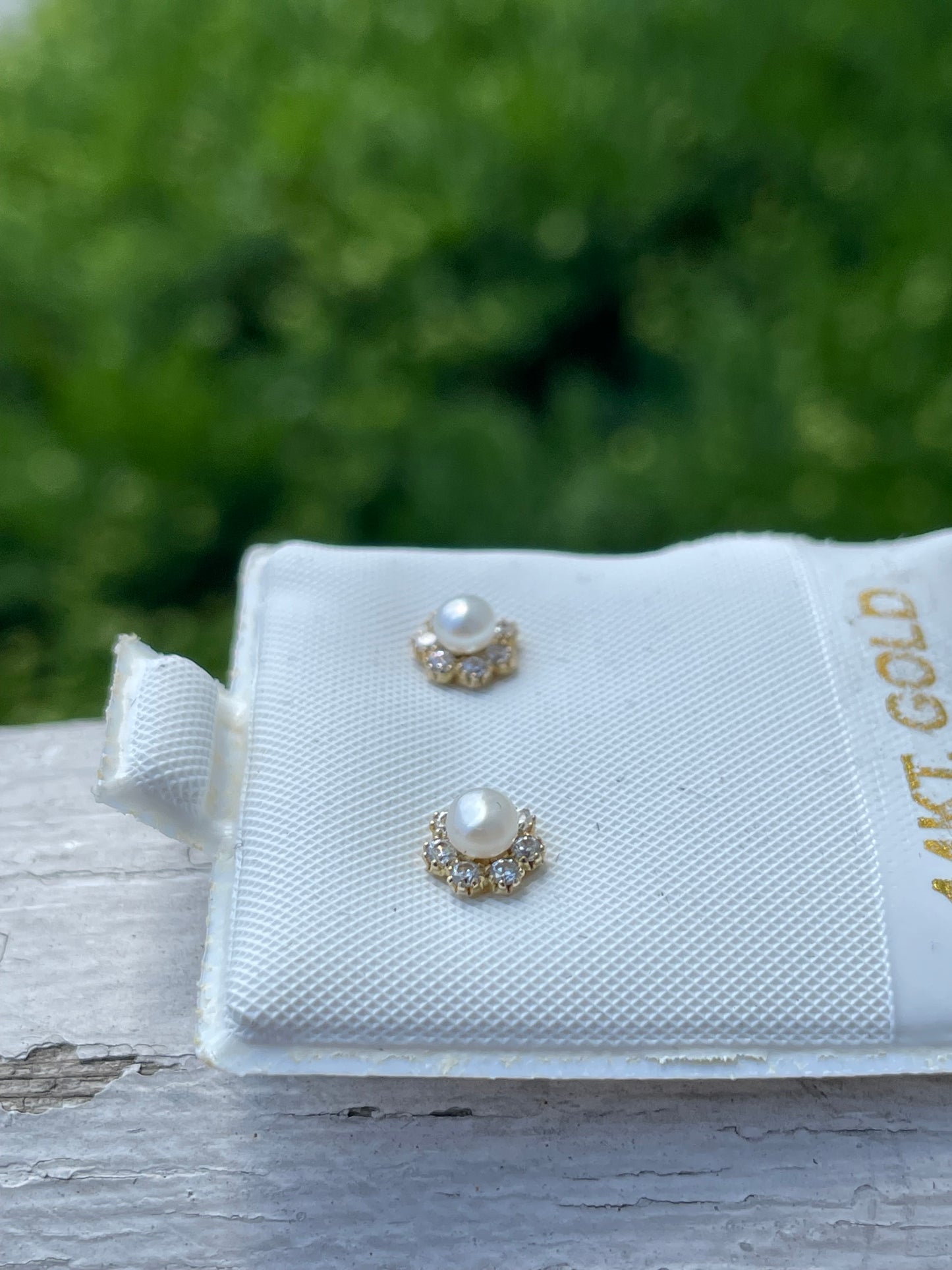 14k Gold Small Pearl & Zirconia Stud Earrings