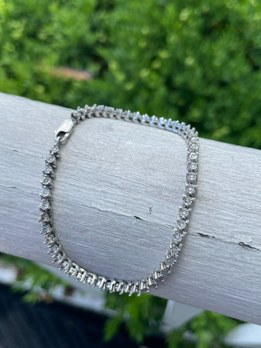 925 Sterling Silver Diamond Tennis Bracelet 7"