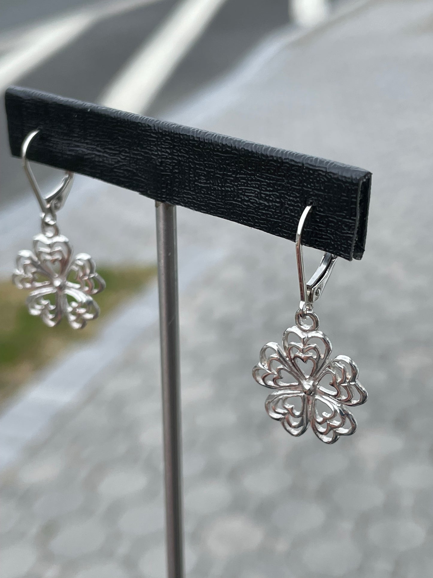 925 Sterling Silver Openwork Heart Clover Dangle Earrings