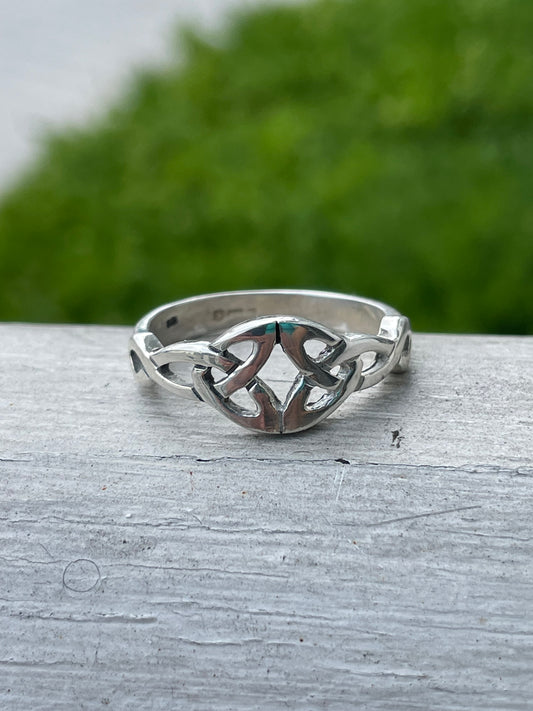 925 Sterling Silver "Irish Union" Trinity Knot Band Ring