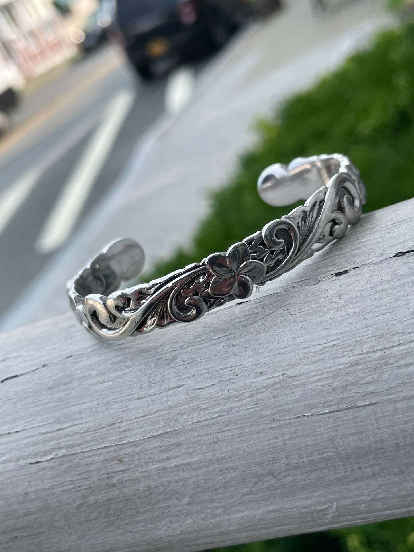 Designer NA Hoku 925 Sterling Silver Flower Cuff Bracelet