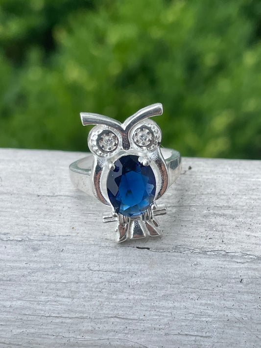 925 Sterling Silver Wise Owl Synthetic Sapphire Ring