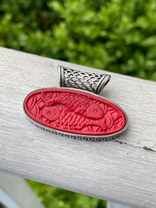 925 Sterling Silver Zodiac Pisces Red Resin Pendant