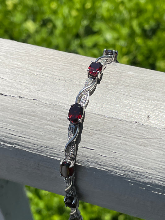 925 Sterling Silver Garnet & Diamond Tennis Bracelet 7.5"