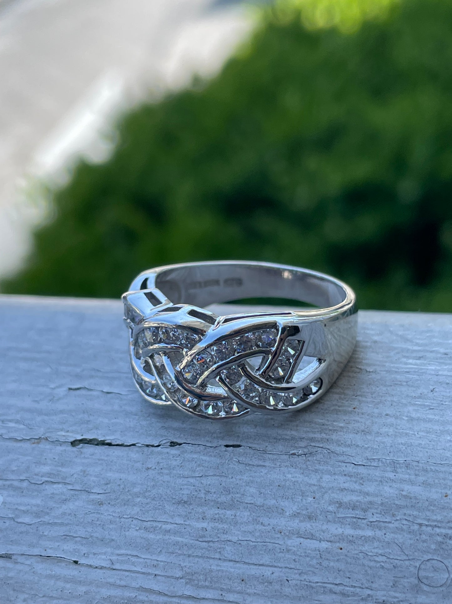 Designer DSJ Sparkling Braided Zirconia Band Ring