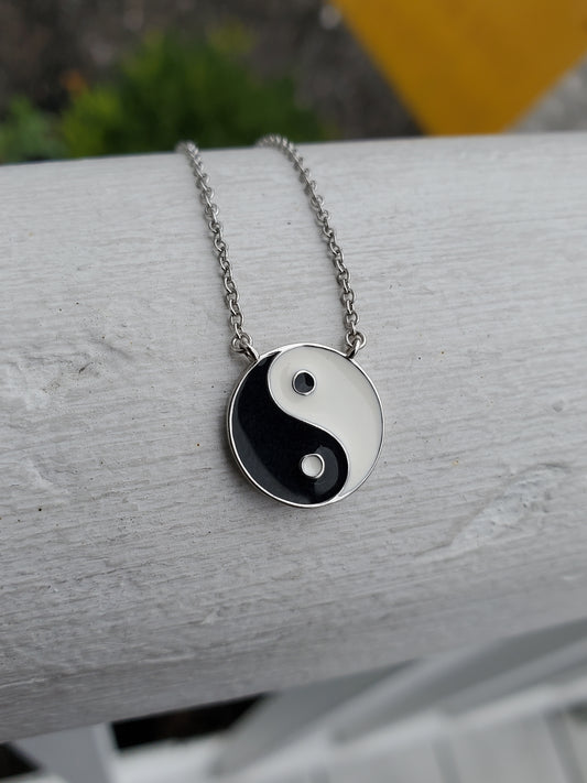 925 Sterling Silver Ying & Yang Enamel Necklace