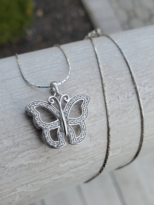 925 Sterling Silver Sparkling Butterfly CZ Zirconia Pendant Necklace