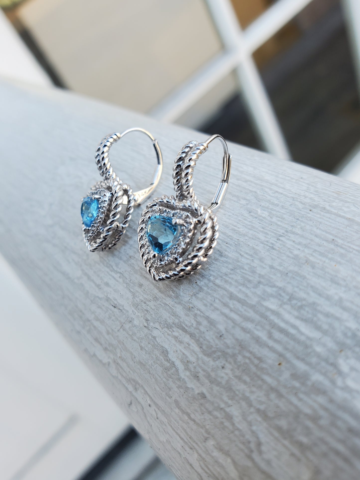 14k White Gold Blue Topaz & Diamond Twisted Cable Leaverback Heart 💙 Earrings