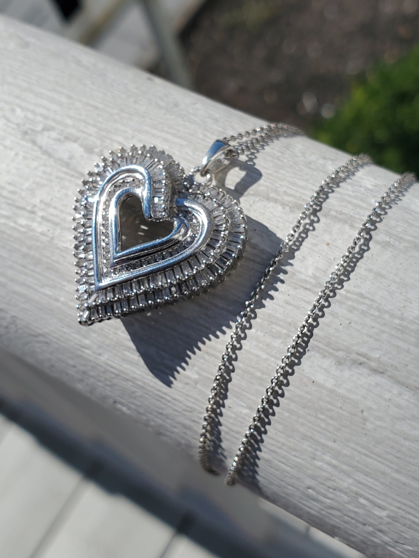 925 Sterling Silver 1.50 tcw Natural Heart ❤️ Wreath Necklace