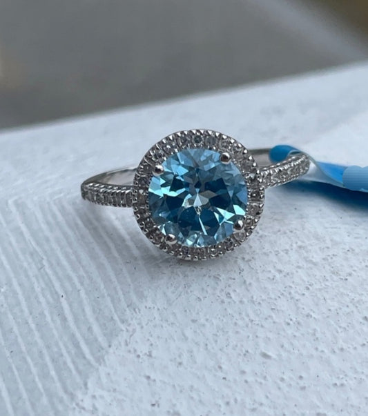 10k White Gold Sky Blue Topaz & Diamond Solitaire Ring Size 7