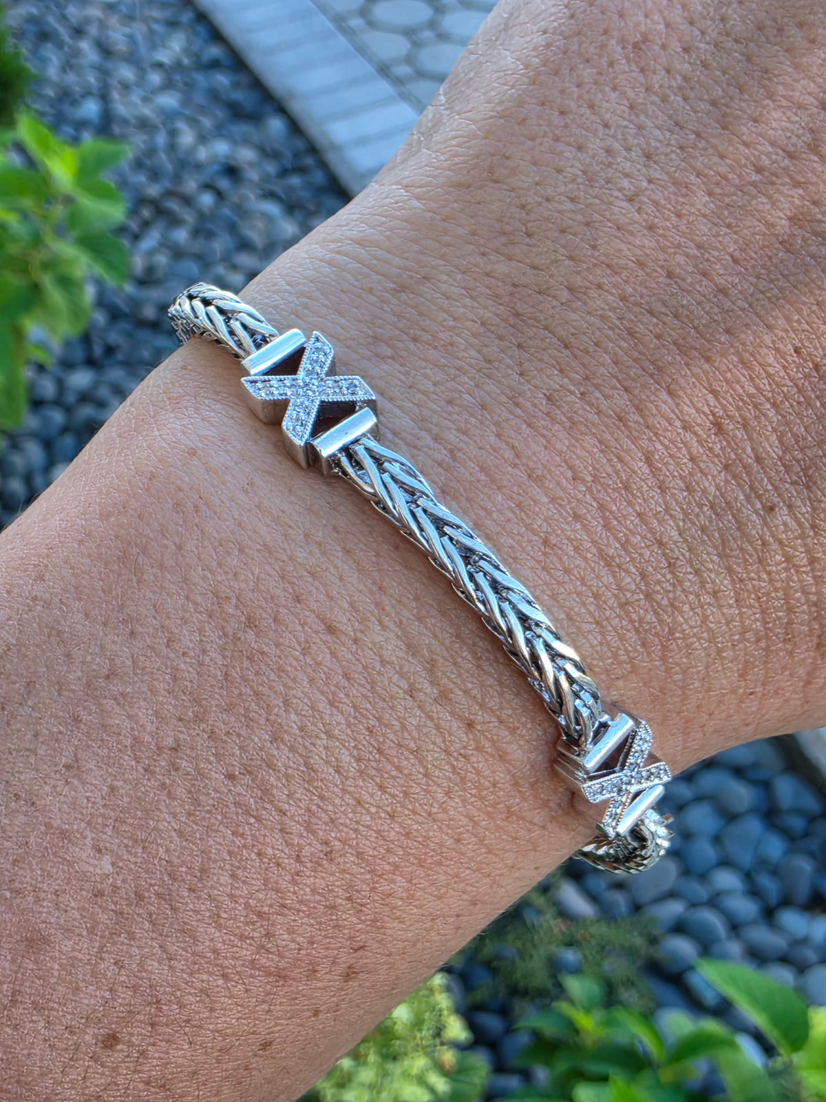925 Sterling Silver Hugs & Kisses Natural Diamond Franco Link Bracelet