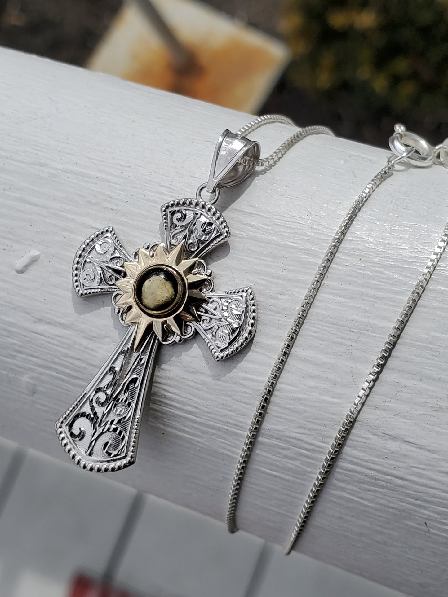 925 Sterling Silver & 10k Gold Nativity Stone Cross Necklace w/chain