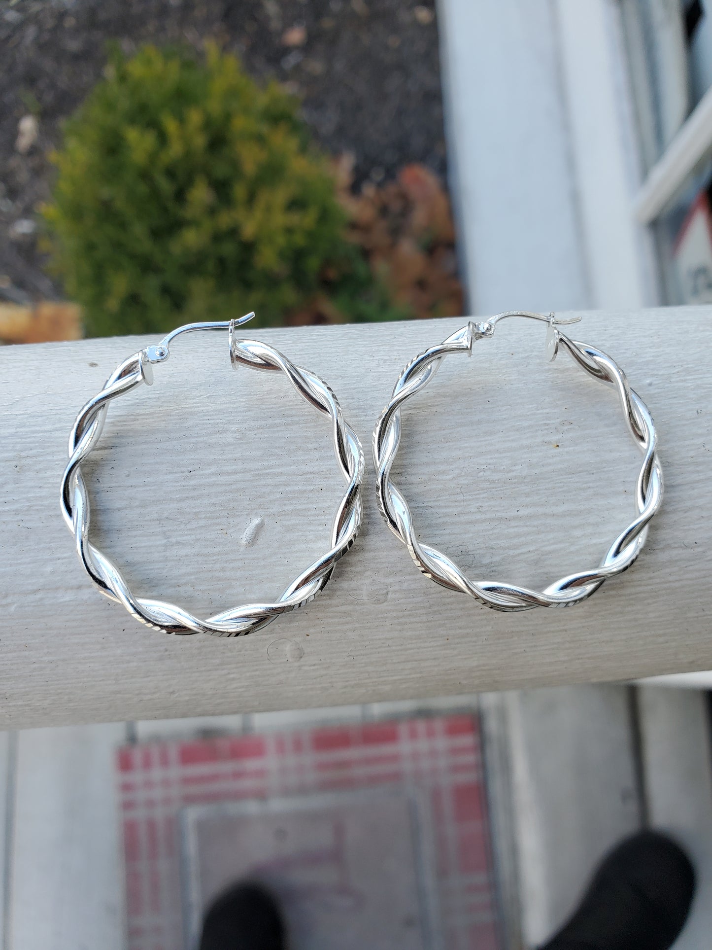 925 Sterling Silver 30mm Diamond Cut Twist Hoop Earrings