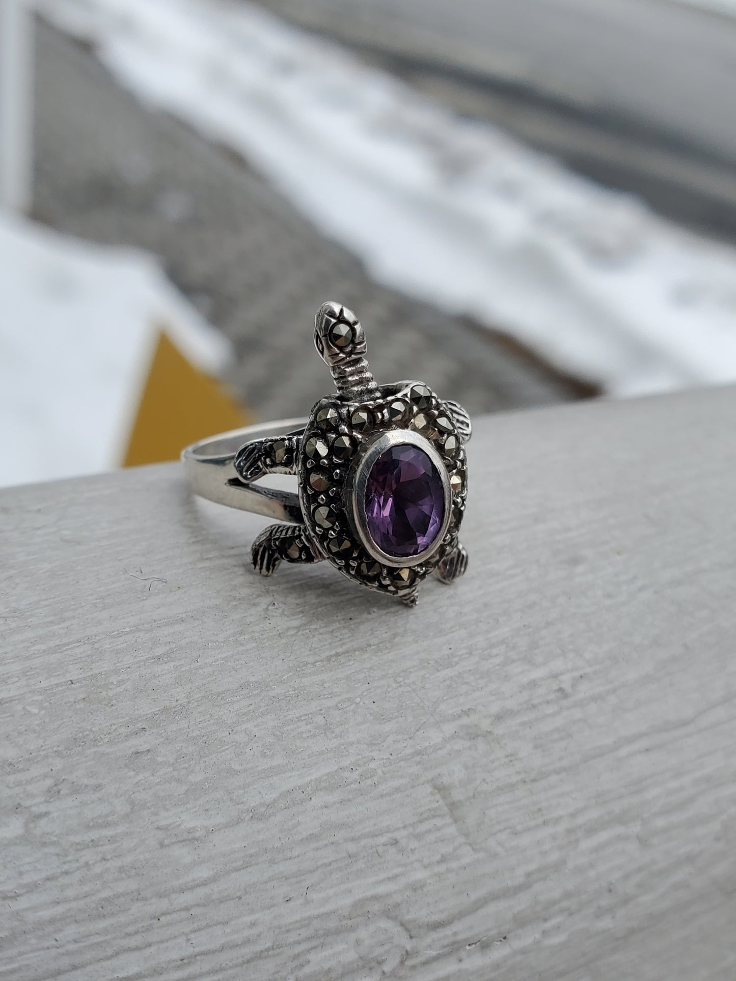 925 Sterling Silver Half Carat Oval Amethyst & Marcasite Movable Turtle Ring