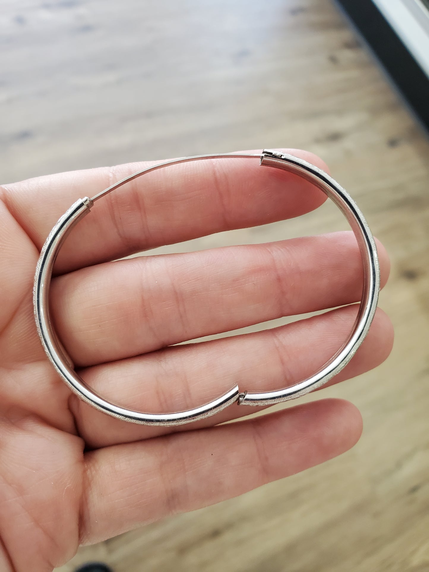 925 Sterling Silver & Platinum Kids Heart Baby Bangle Bracelet