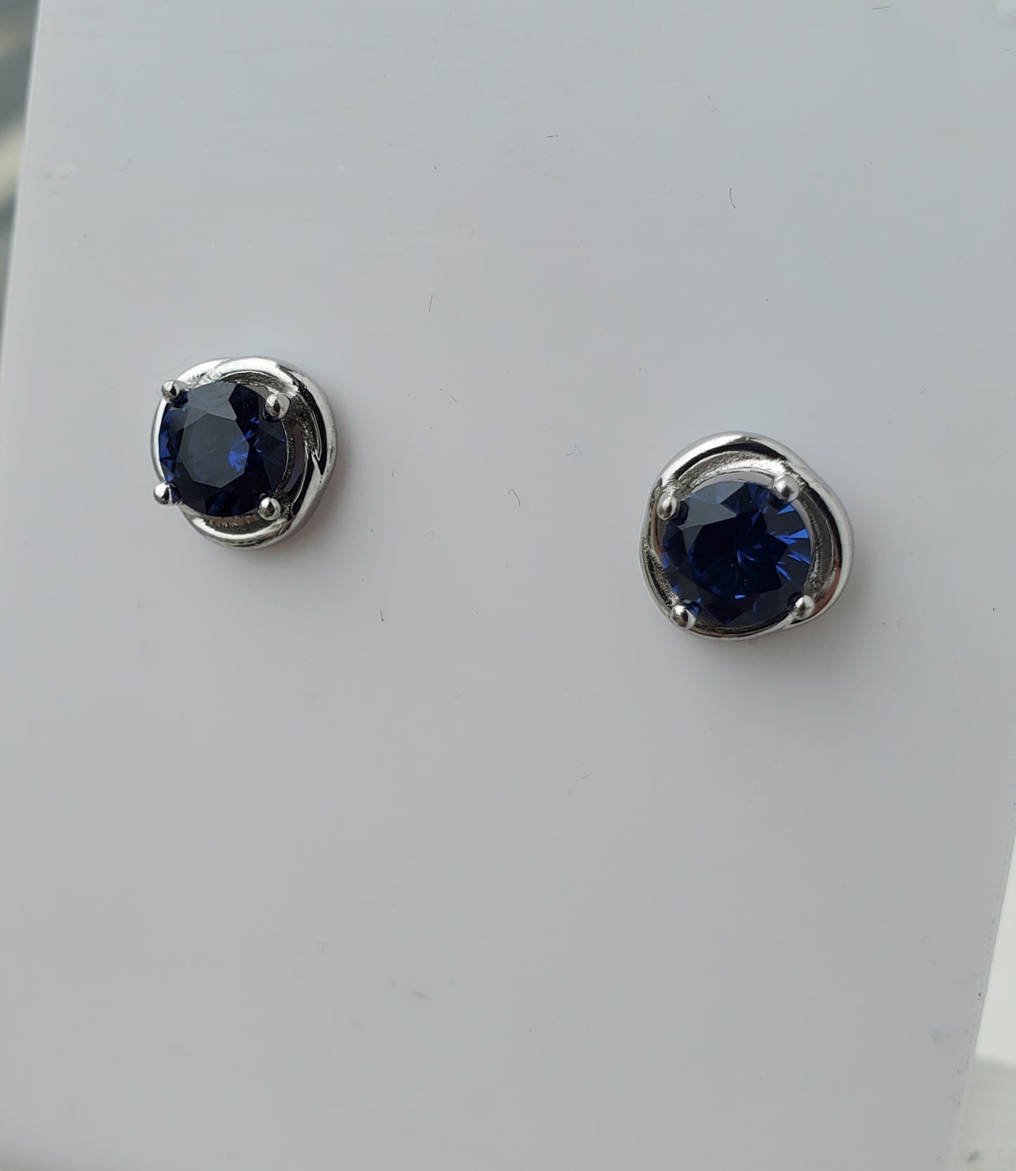 925 Sterling Silver 1 tcw Simulated Sapphire Love Knot Stud Earrings