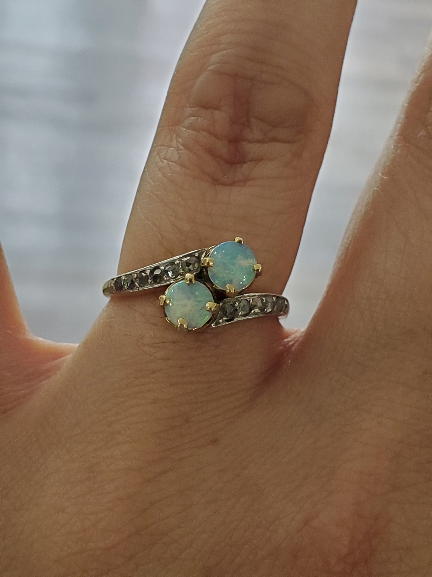 14k Solid Gold Antique Ladies Opal & Rose Cut Diamond Bypass Ring
