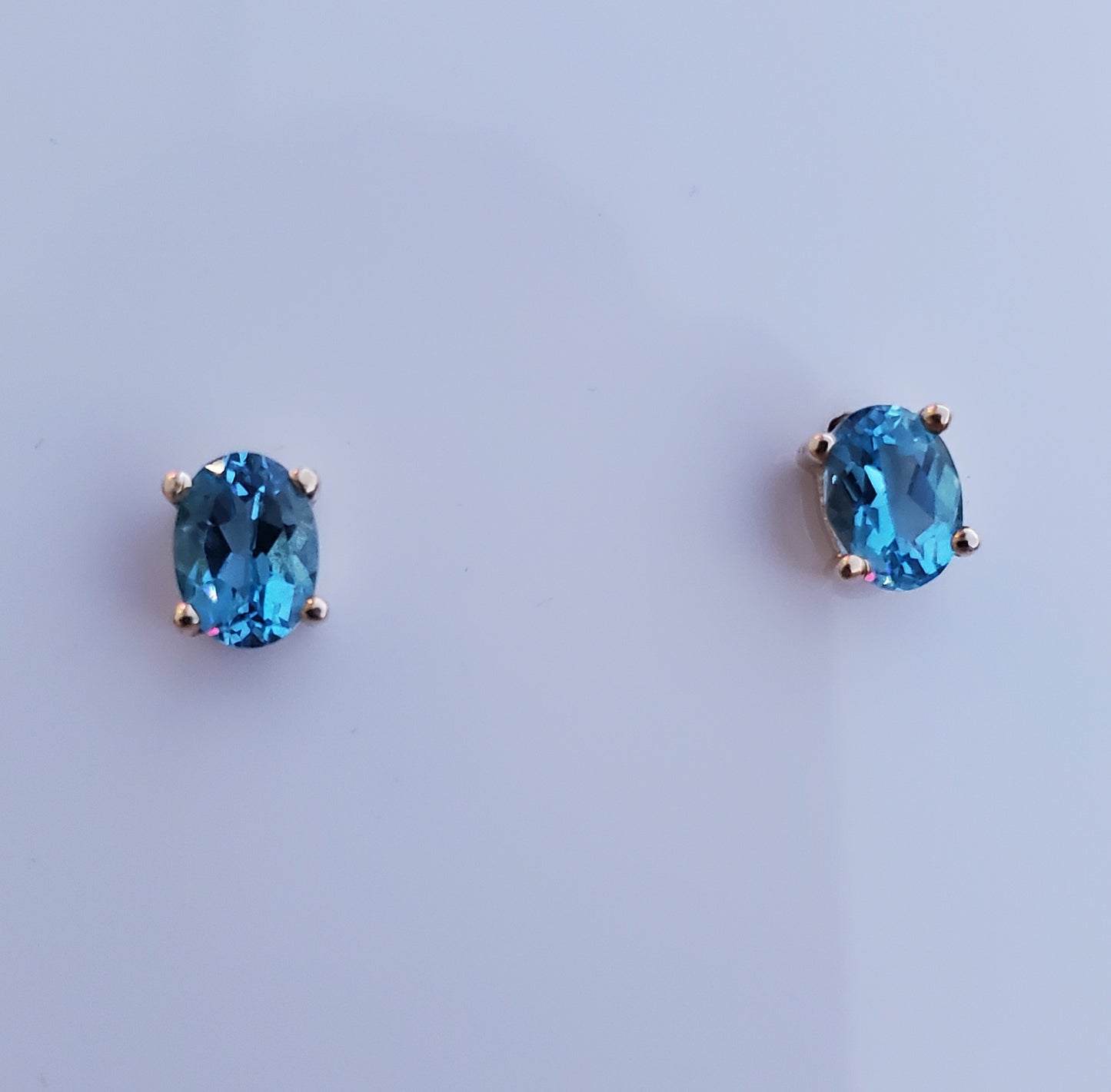 14k Solid Gold 1.00 TCW Oval  Hampton Blue Topaz Stud Earrings
