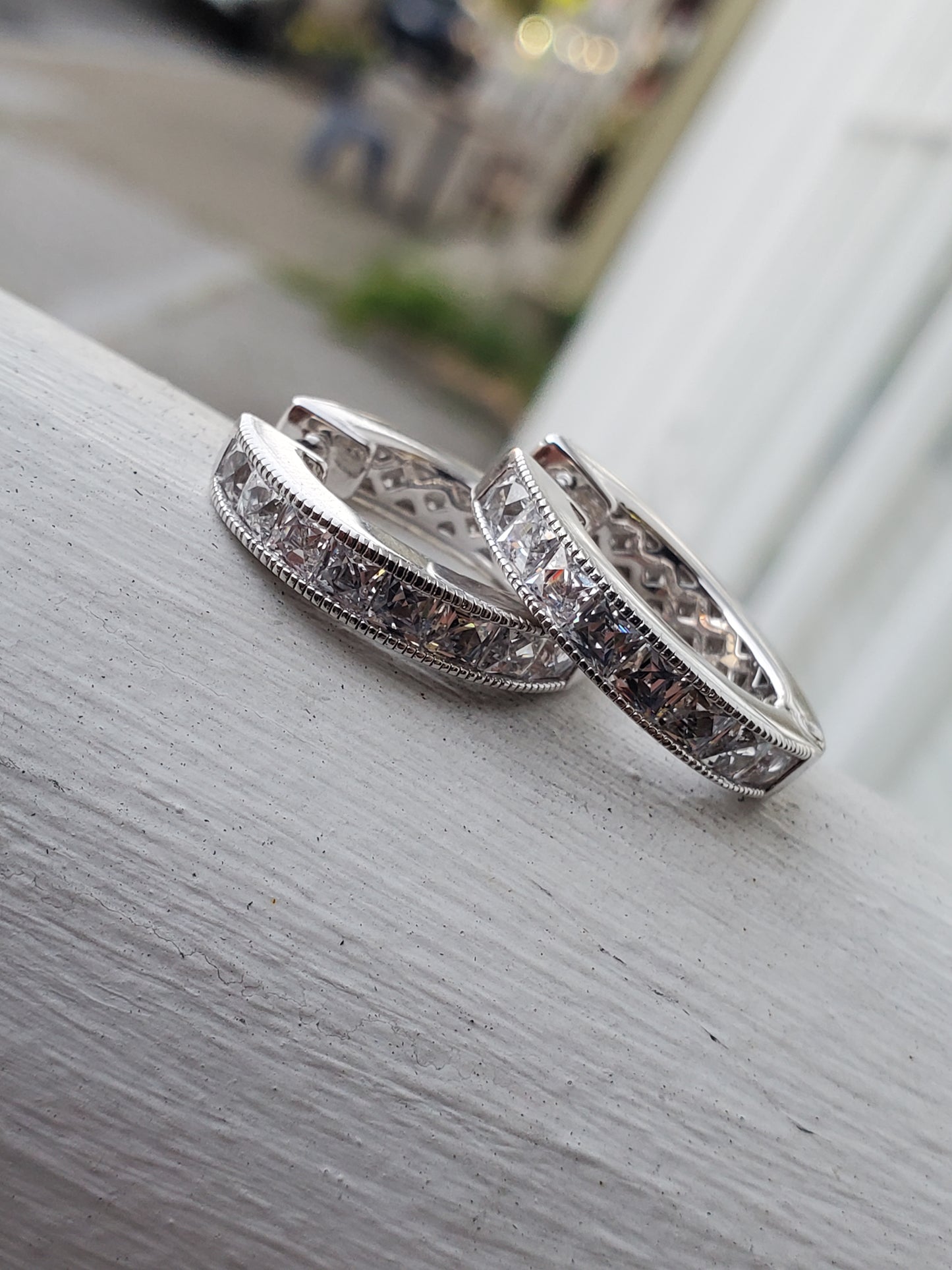 925 Sterling Silver Ladies Reversible Thick Zirconia Huggie Hoop Earrings