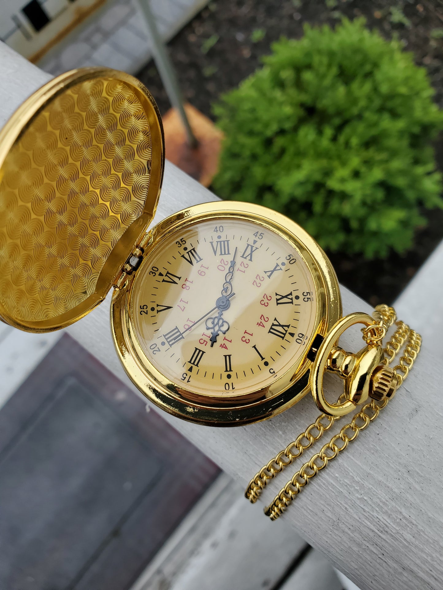 250th United States of America Anniversary Gold-tone Pocketwatch w/chain