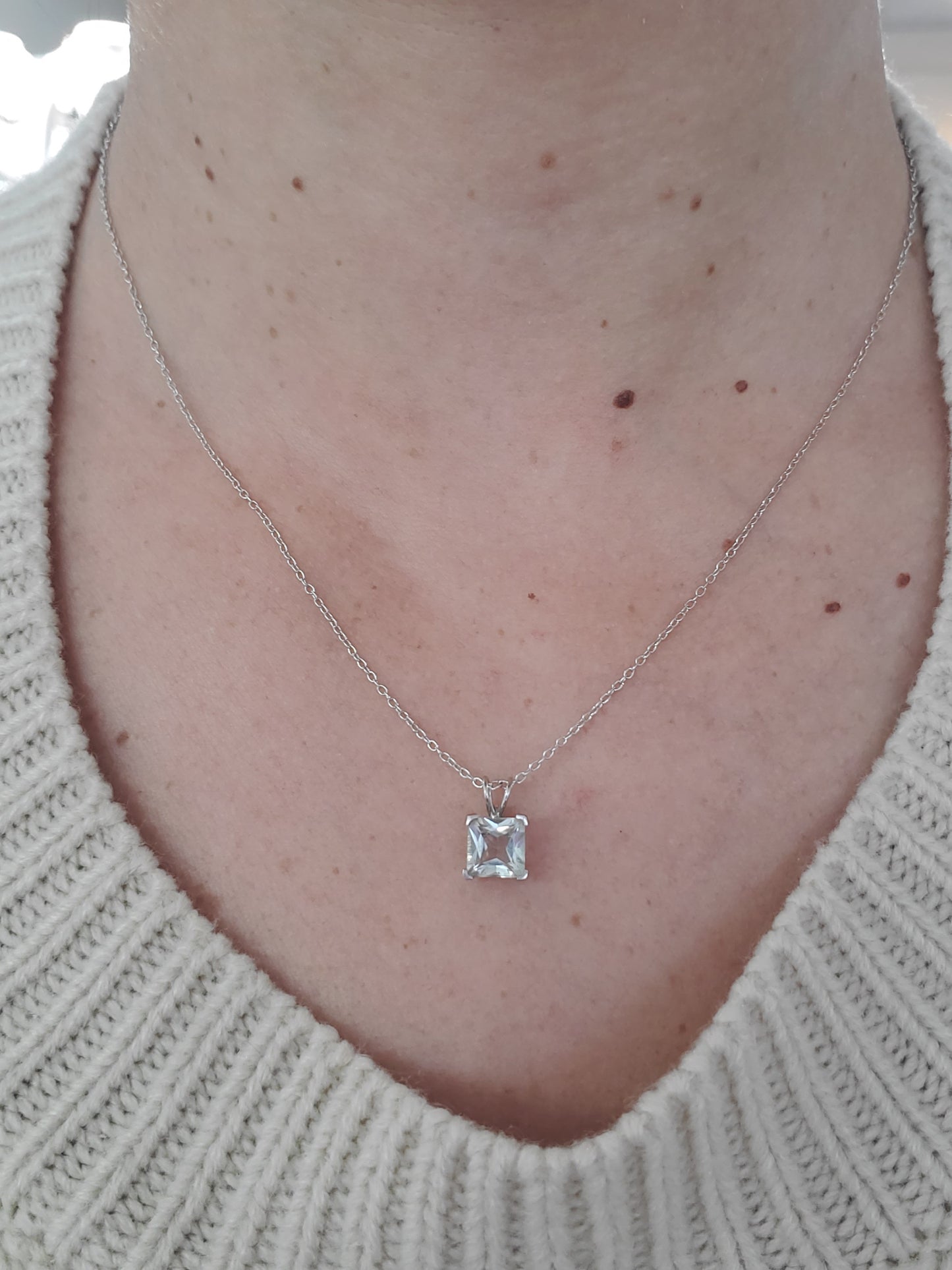 925 Sterling Silver Princess Cut 1 ct Prasiolite Solitare Necklace