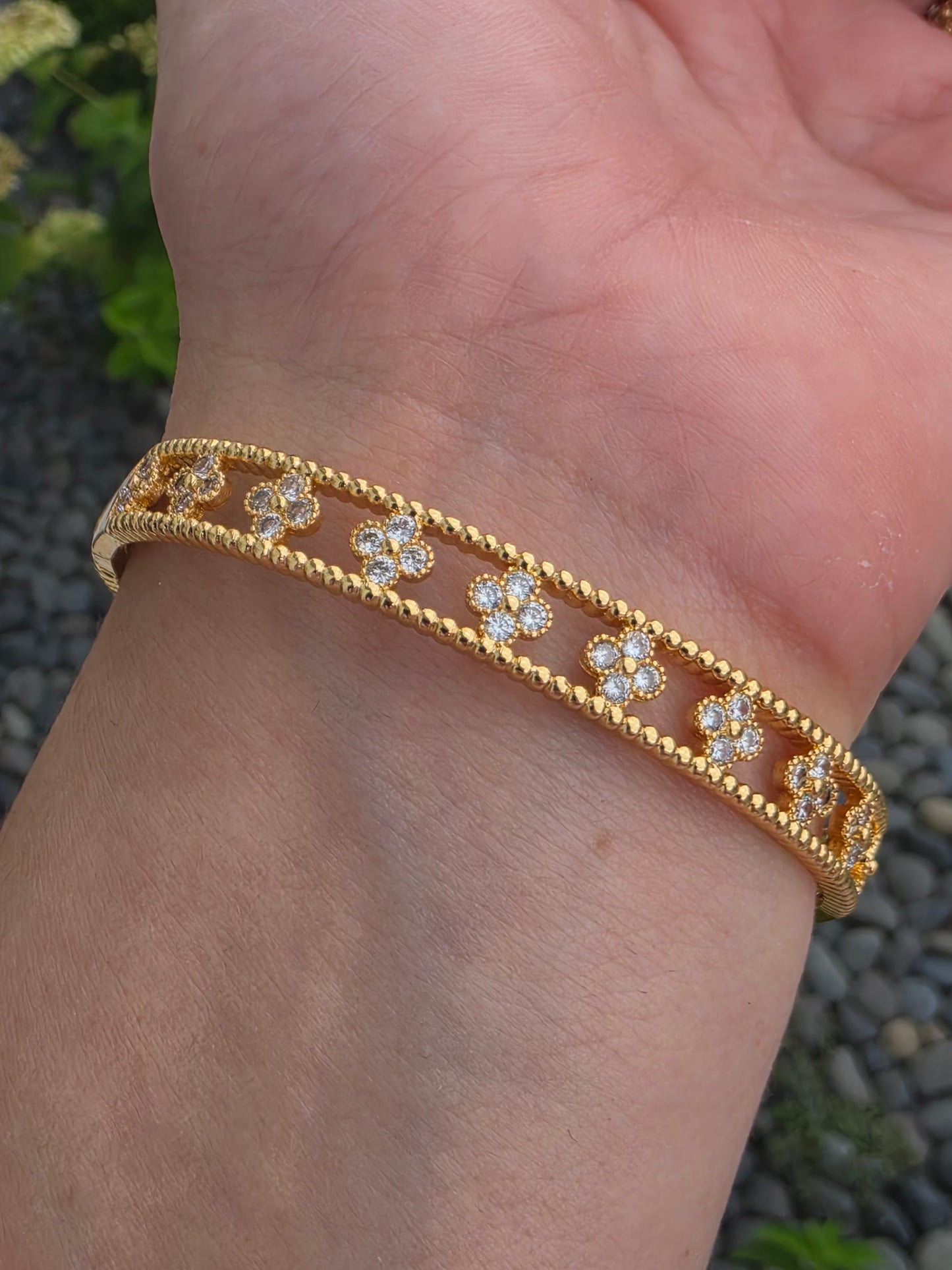 Gold Plated cz clover ring & 7" bangle bracelet set