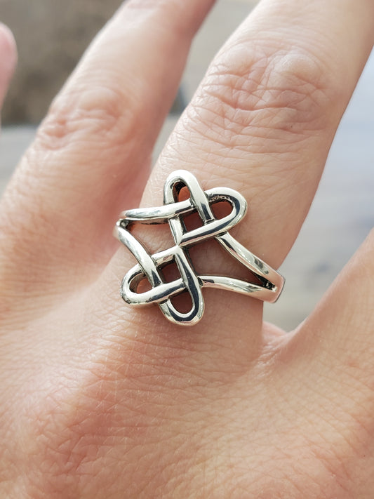 925 Sterling Silver Celtic Lovers Knot Infinity Ring
