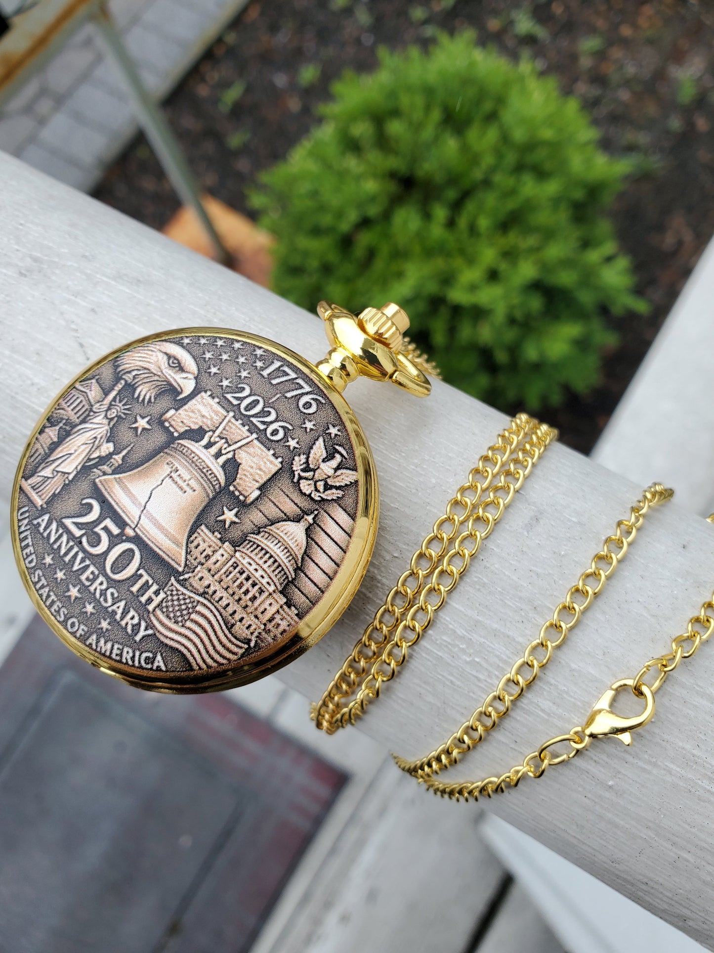 250th United States of America Anniversary Gold-tone Pocketwatch w/chain