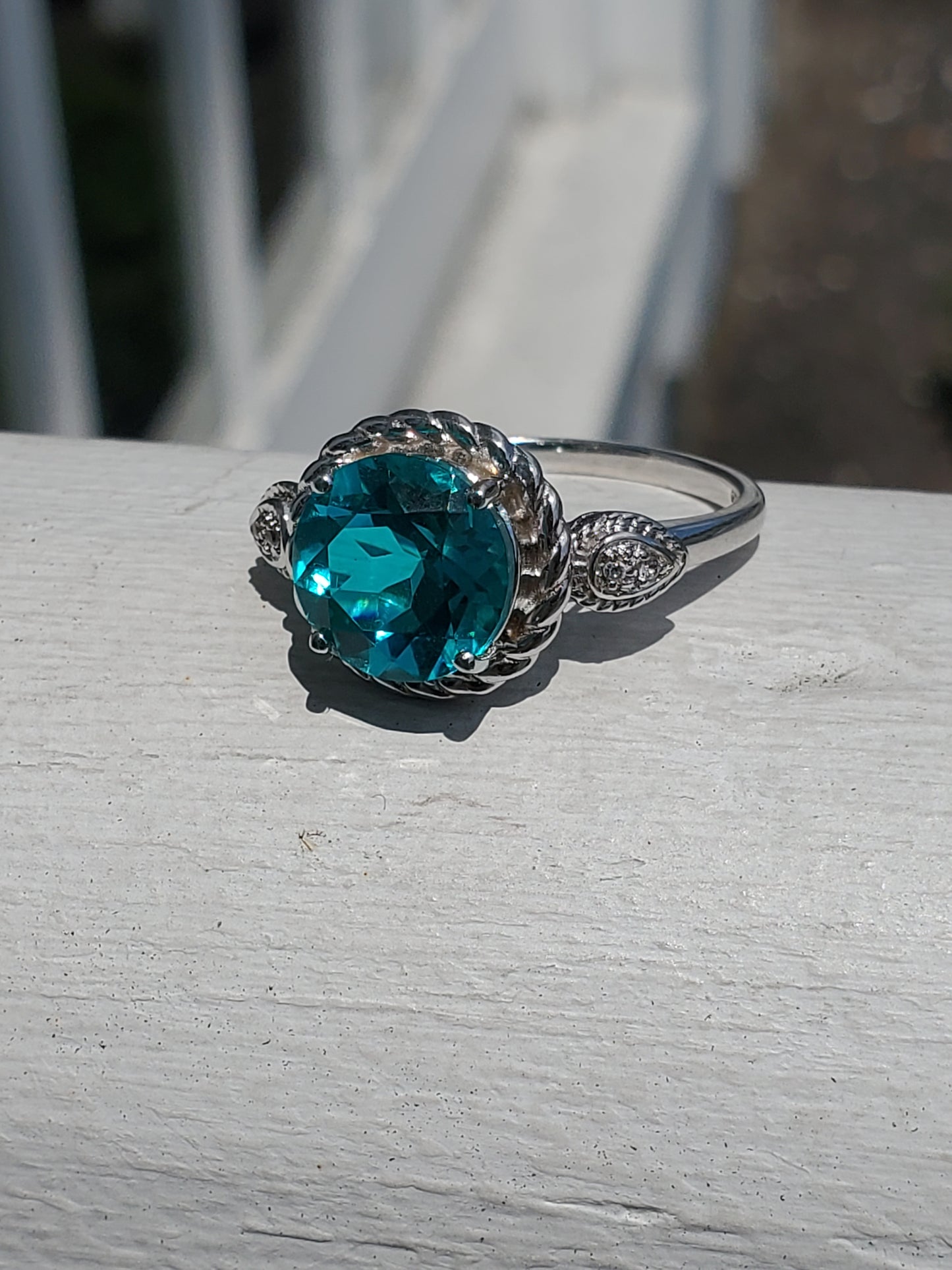 925 Sterling Silver Teal 4.0ct Zirconia Solitare Ring