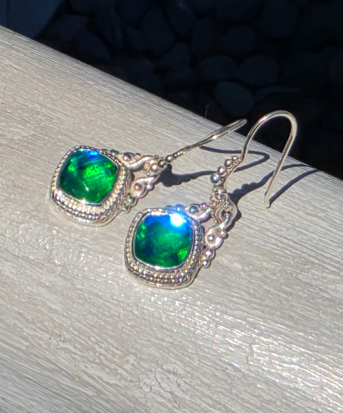 925 Sterling Silver Designer Sarda Rainbow Peridot Quartz Bali Dangling Earrings