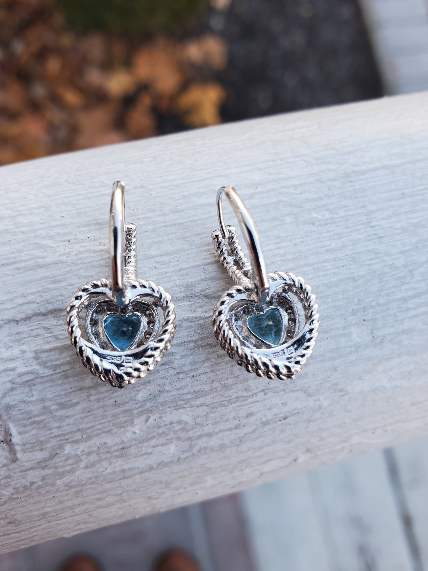 14k White Gold Blue Topaz & Diamond Twisted Cable Leaverback Heart 💙 Earrings