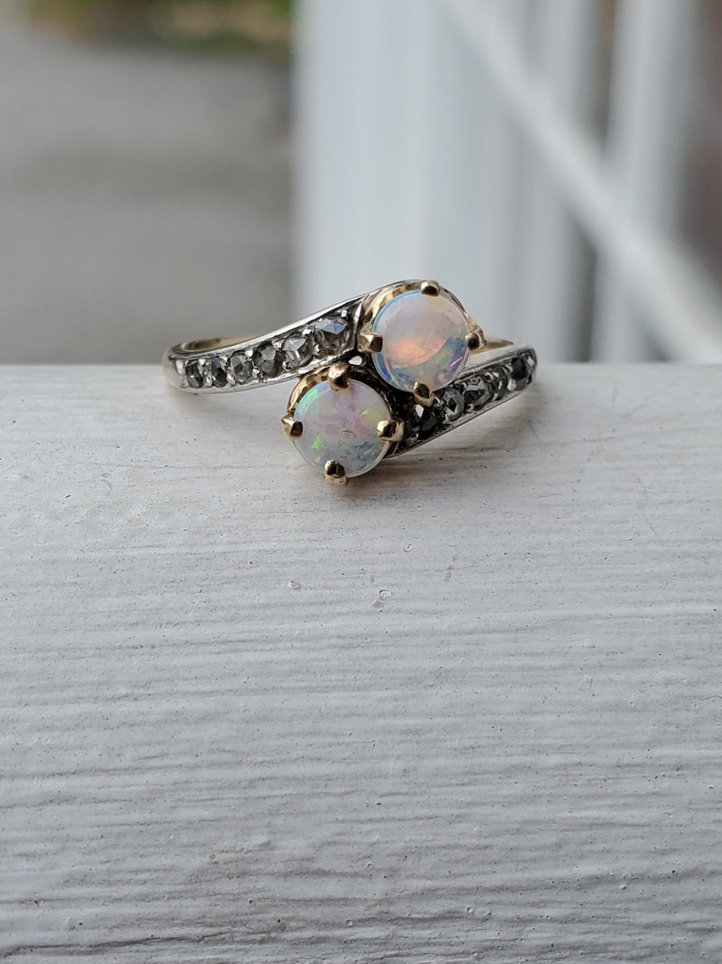 14k Solid Gold Antique Ladies Opal & Rose Cut Diamond Bypass Ring