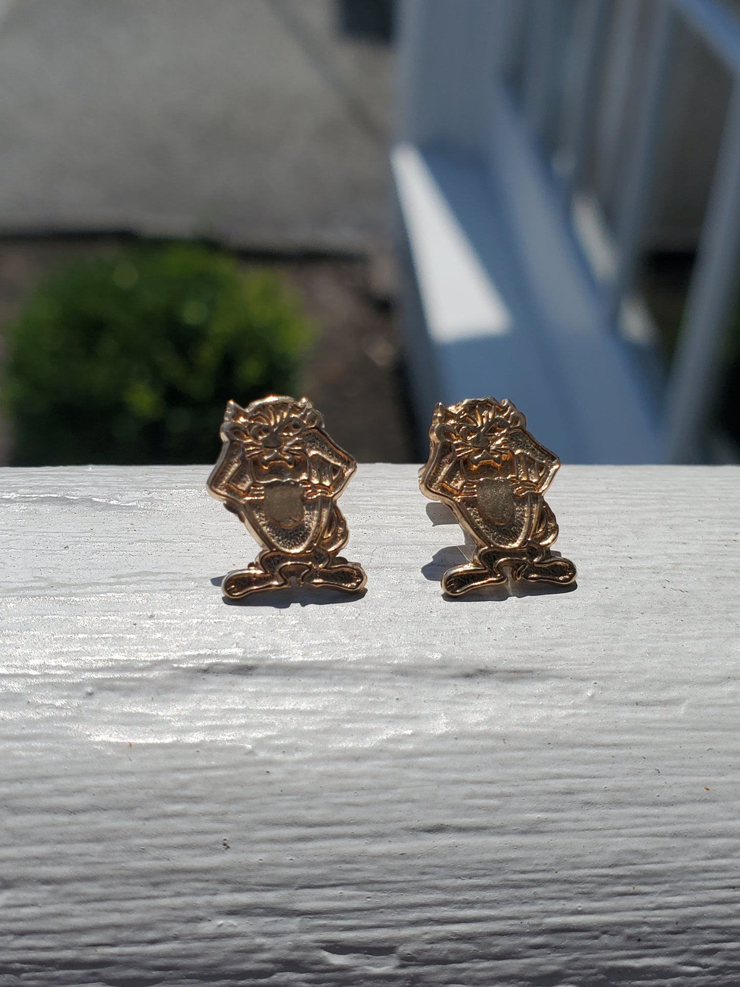 14k Solid Gold Vintage 90's Taz Tazmanian Devil Looney Tunes Charater Stud Earrings