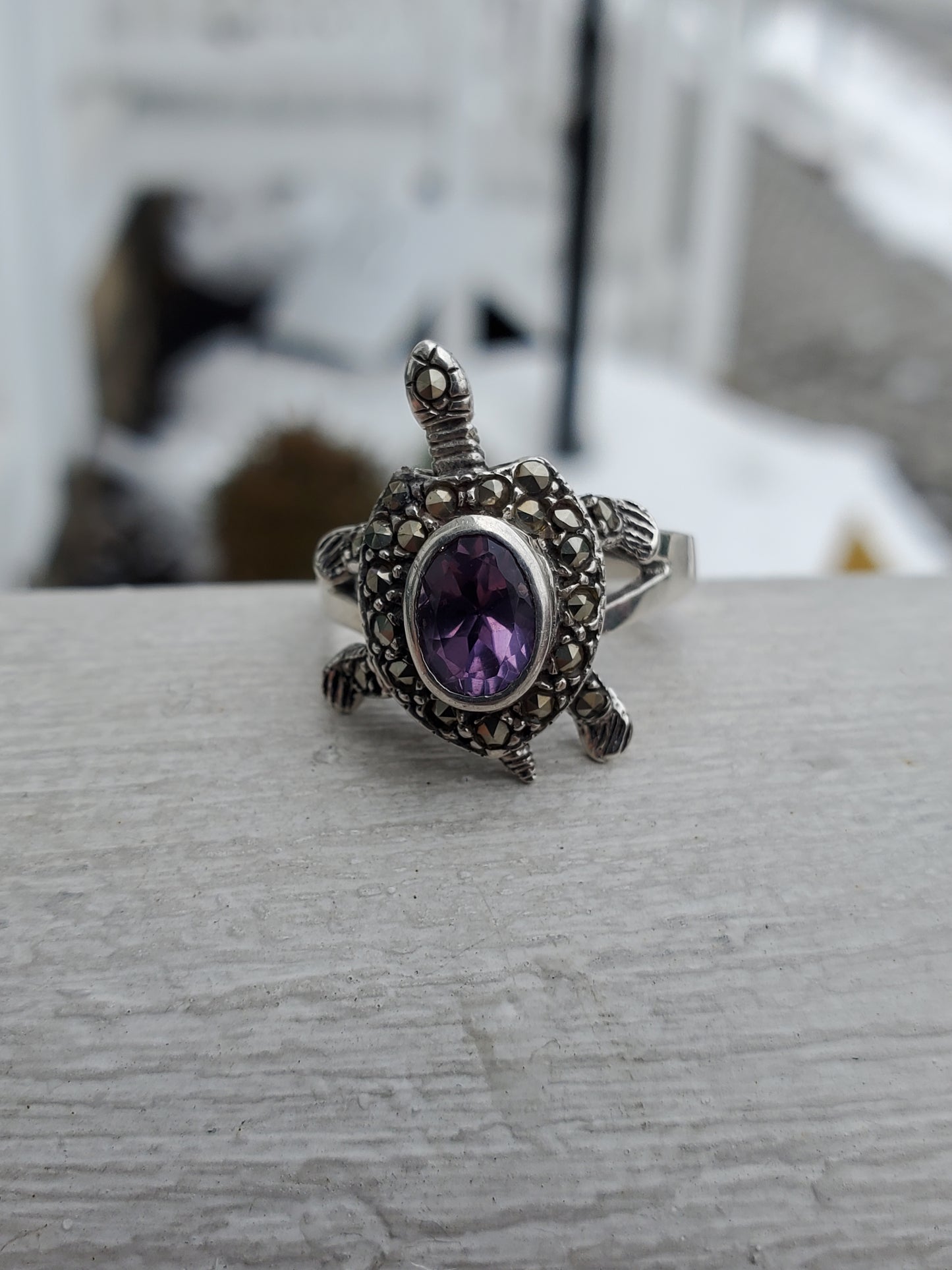 925 Sterling Silver Half Carat Oval Amethyst & Marcasite Movable Turtle Ring