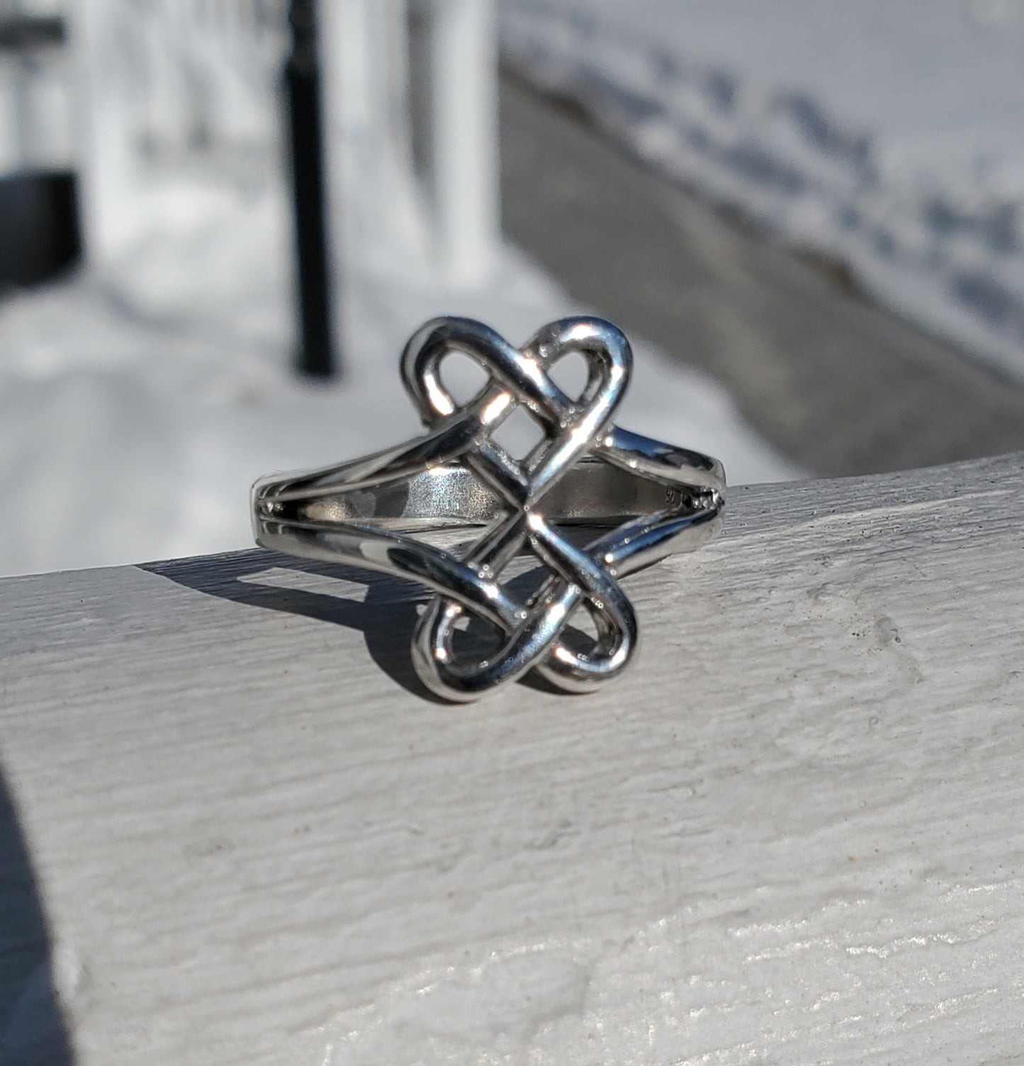 925 Sterling Silver Celtic Lovers Knot Infinity Ring