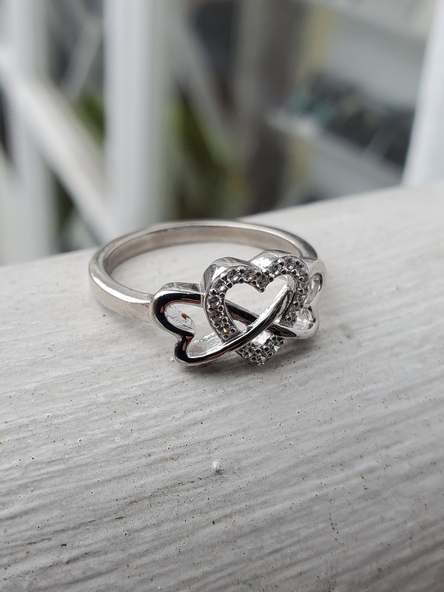 925 Sterling Silver Interlocking Love Hearts Ring
