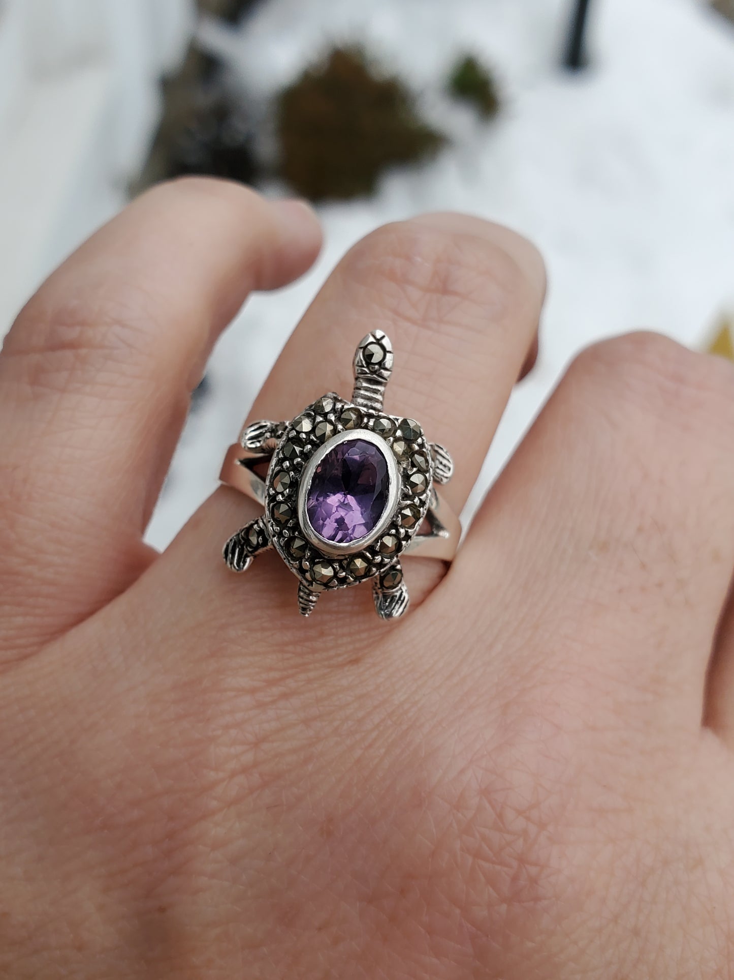 925 Sterling Silver Half Carat Oval Amethyst & Marcasite Movable Turtle Ring