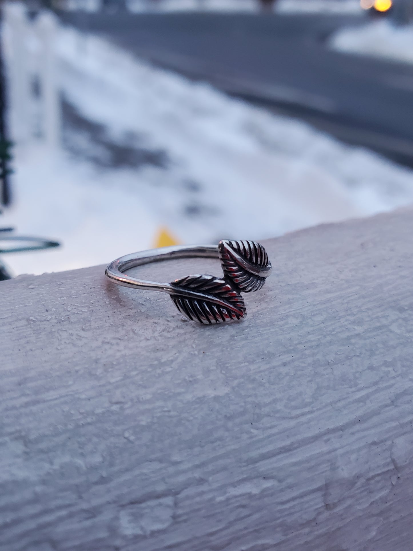 925 Sterling Silver Oxydized Fall Leaf Bypass Design Ring