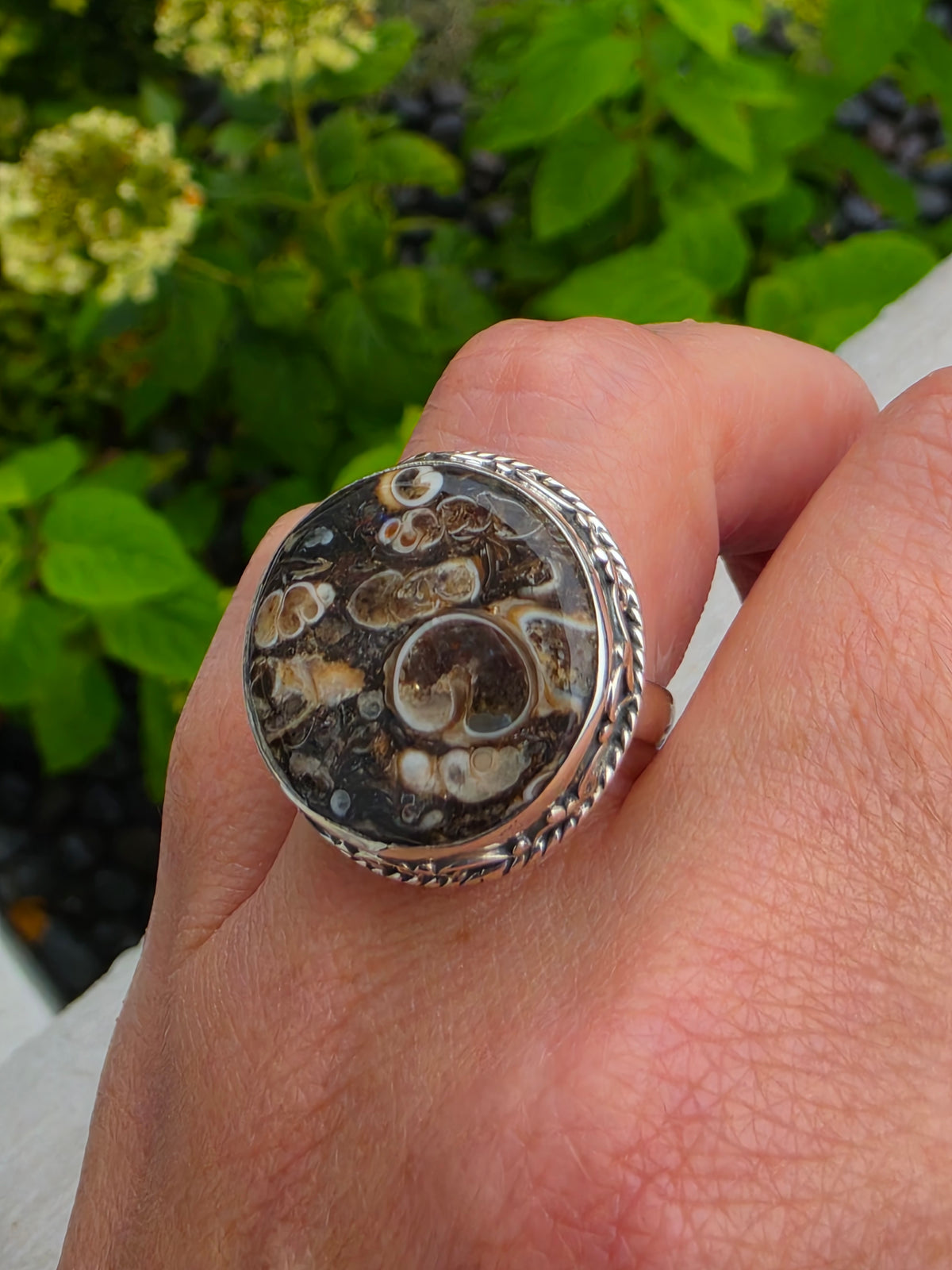 925 Sterling Silver Large Round Brown Picture Jasper Ring