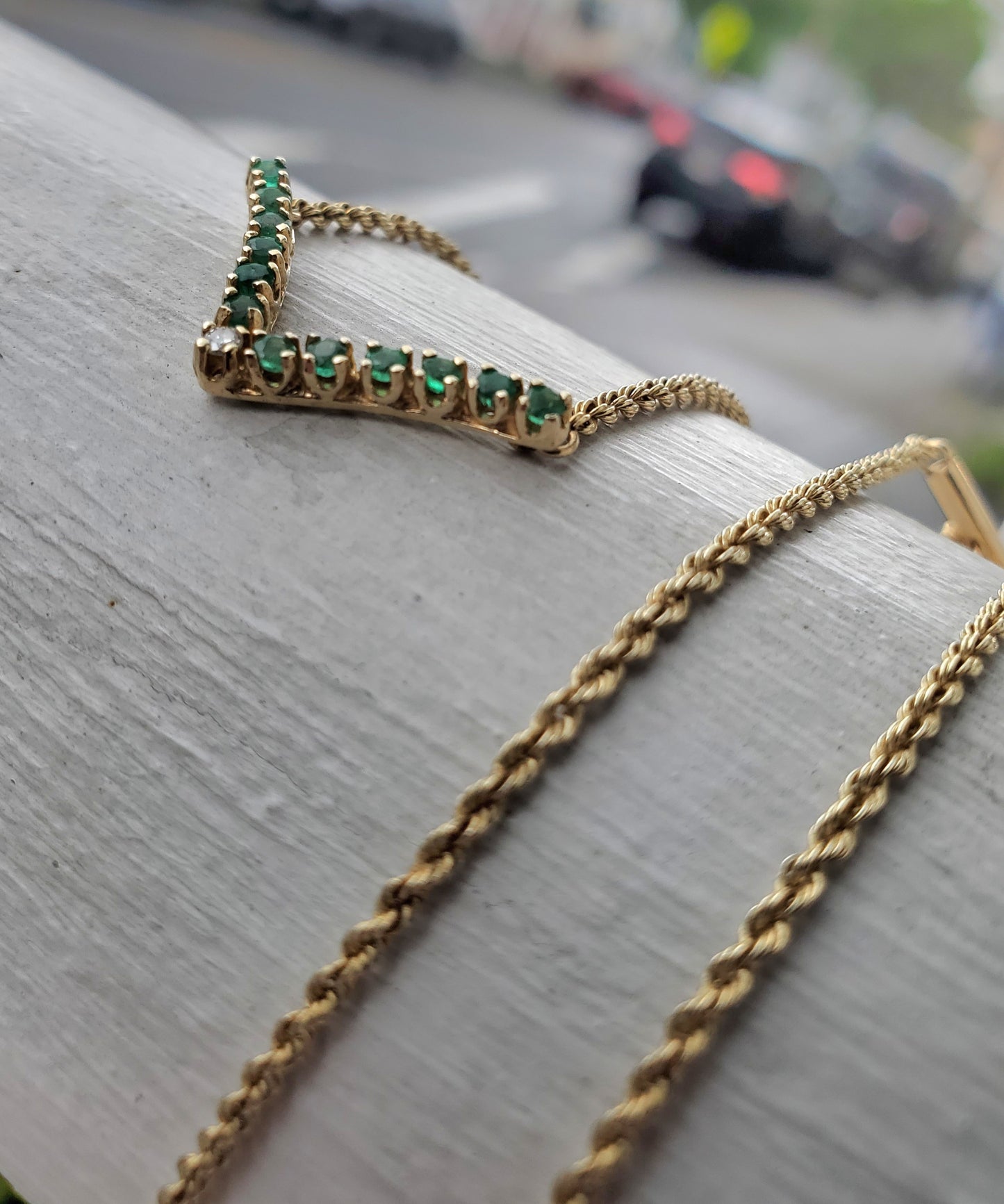 14k Gold Genuine Emerald & Diamond V Necklace w/ solid gold rope chain