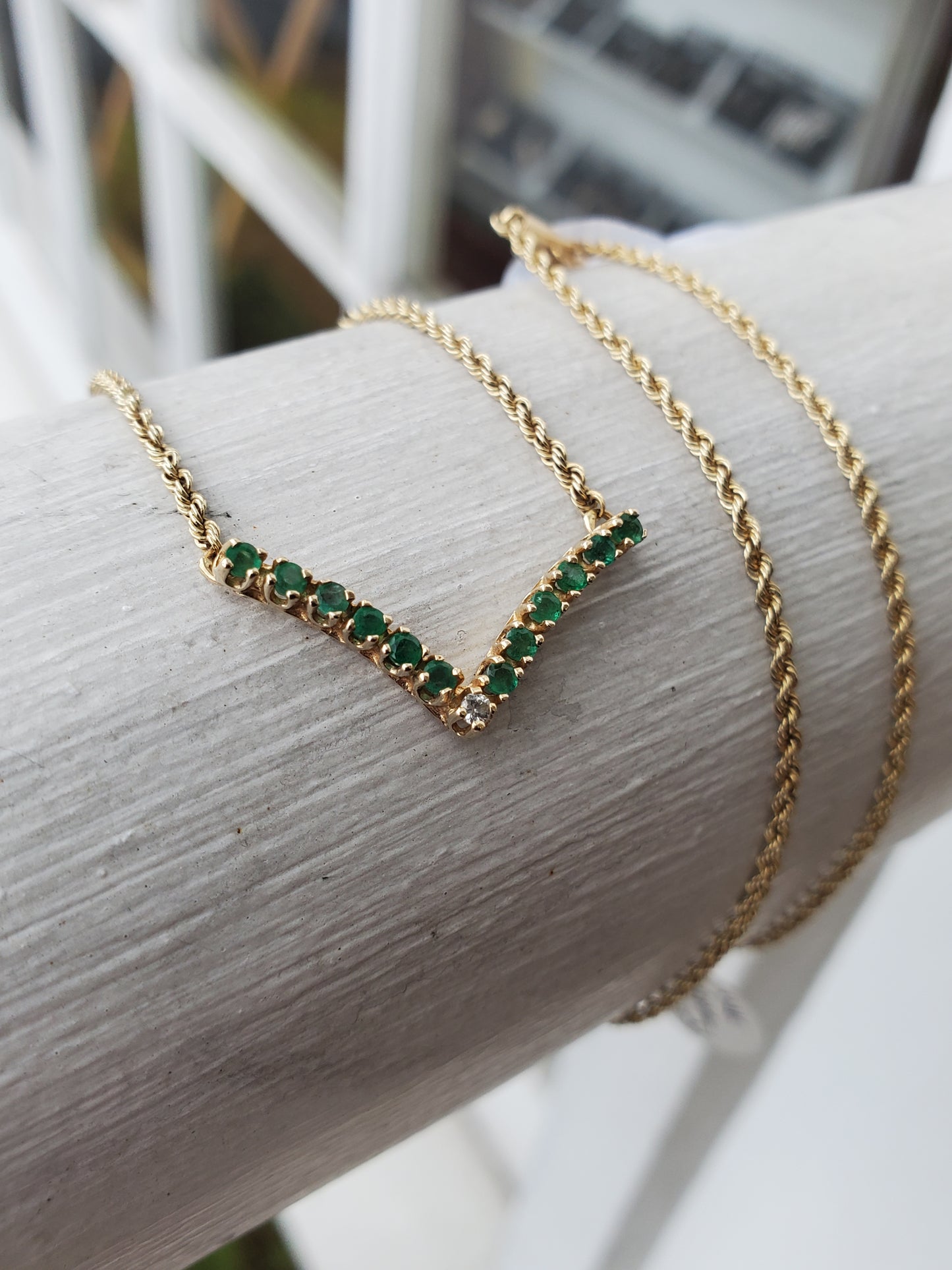 14k Gold Genuine Emerald & Diamond V Necklace w/ solid gold rope chain