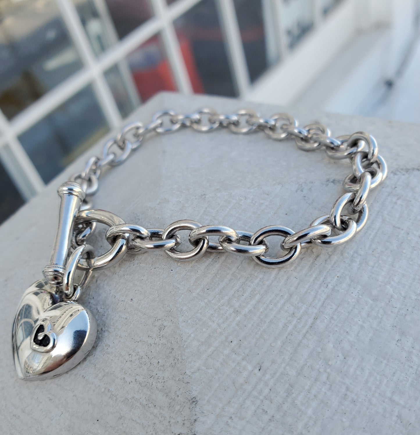 925 Sterling Silver Designer Vera Wang "With all my heart" 💙 Blue Sapphire Heart Toggle Lock Bracelet