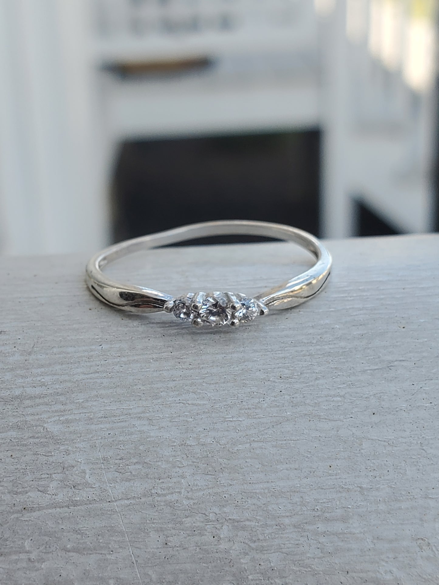 925 Sterling Silver Thin Gauge Past Present Future CZ Zirconia Stack Band Ring Size 9