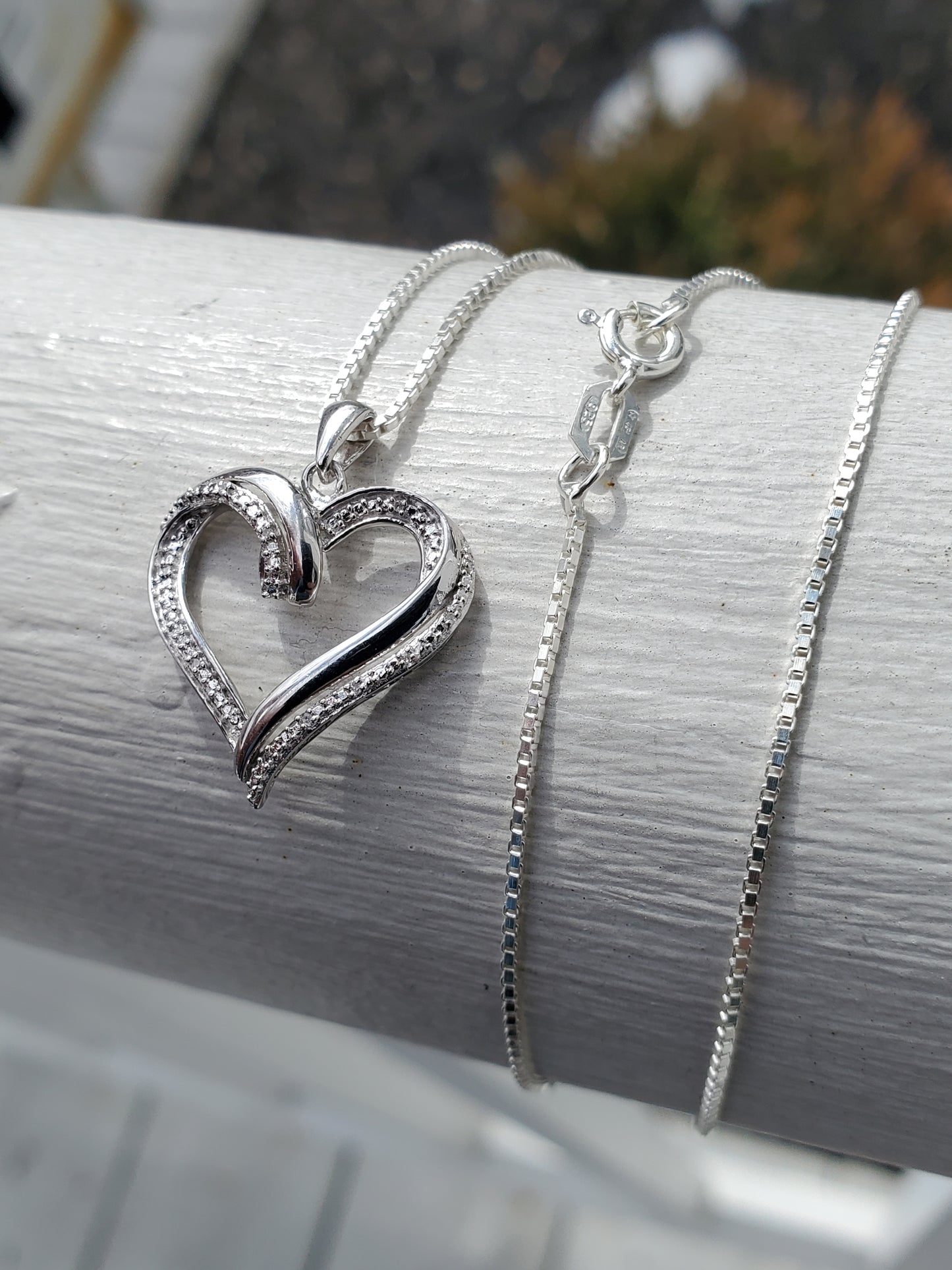 925 Sterling Silver Natural Diamond Ribbon Open Heart Necklace