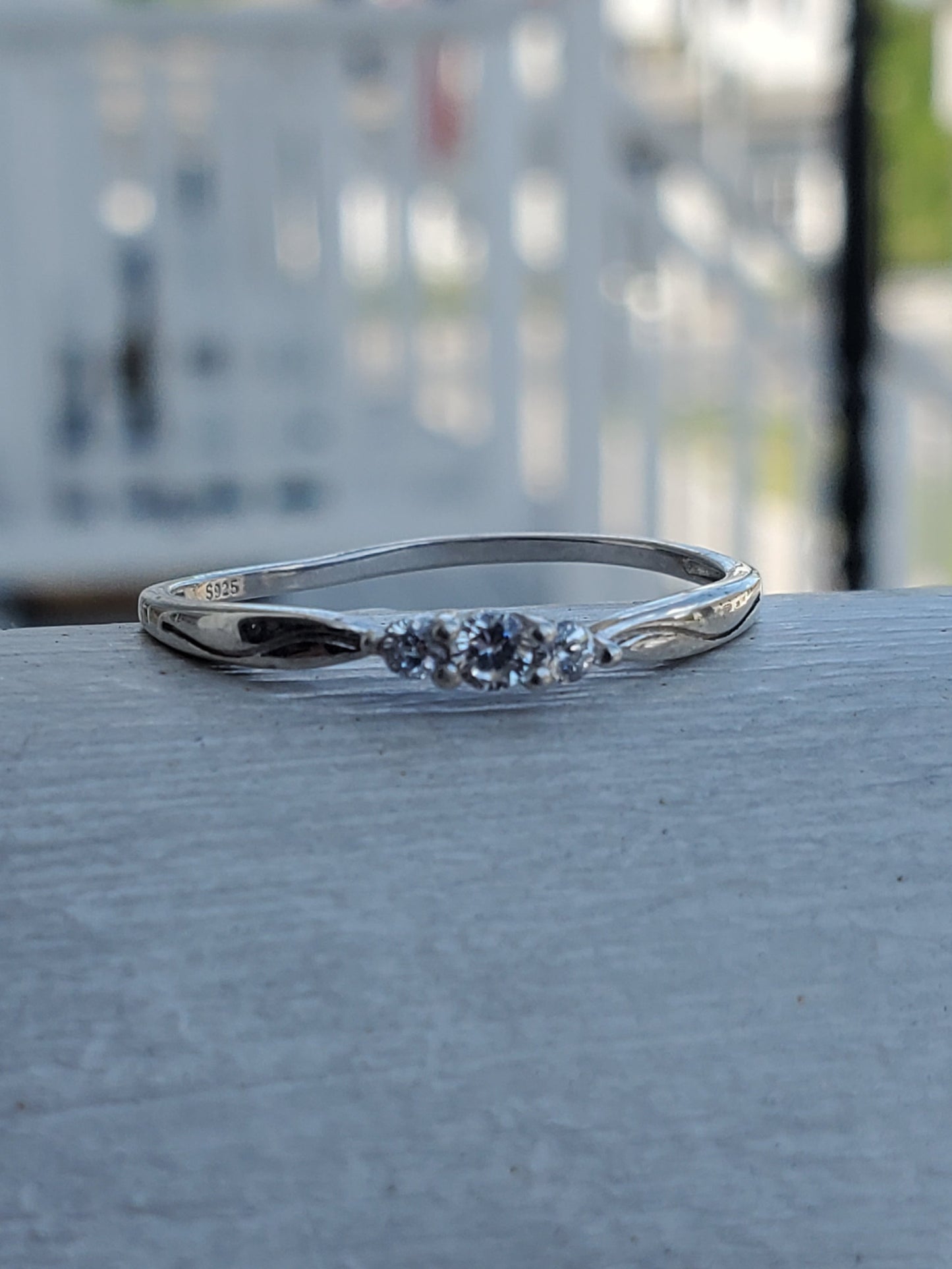 925 Sterling Silver Thin Gauge Past Present Future CZ Zirconia Stack Band Ring Size 9