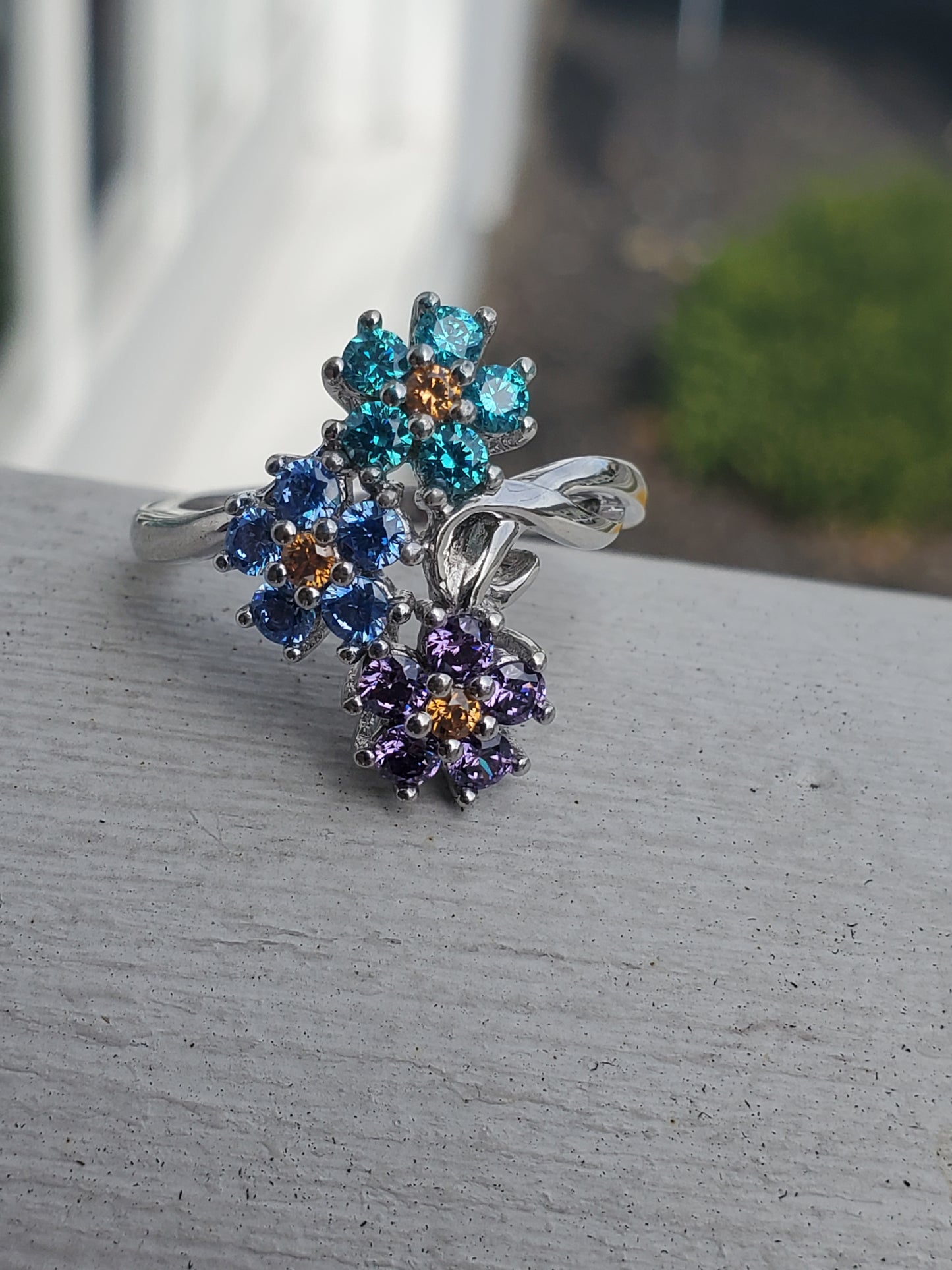 925 Sterling Silver "Boho Blossoms" Sparkling Zirconia Floral Bouquet Ring