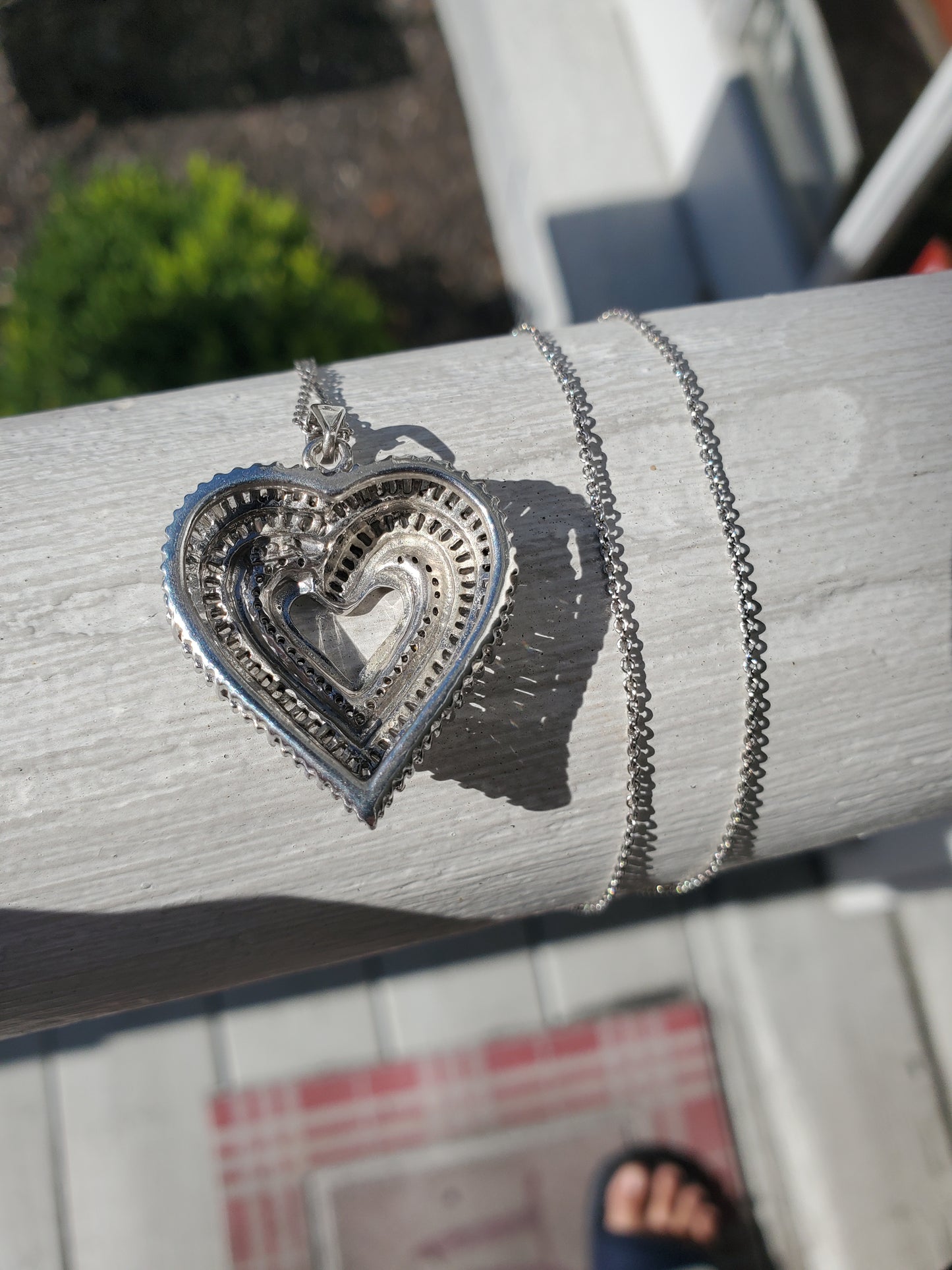 925 Sterling Silver 1.50 tcw Natural Heart ❤️ Wreath Necklace