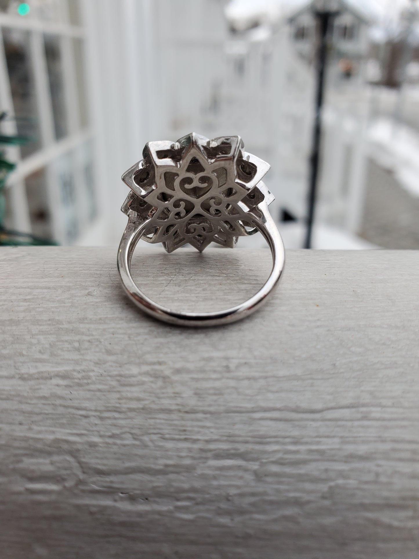 925 Sterling Silver Swarovski Elements Saprkling Green Crystal Cocktail Ring