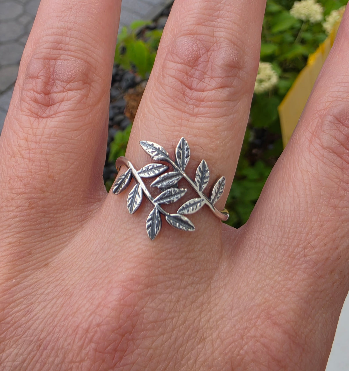 925 Sterling Silver Ivy Leaf Bypass Wrap Ring